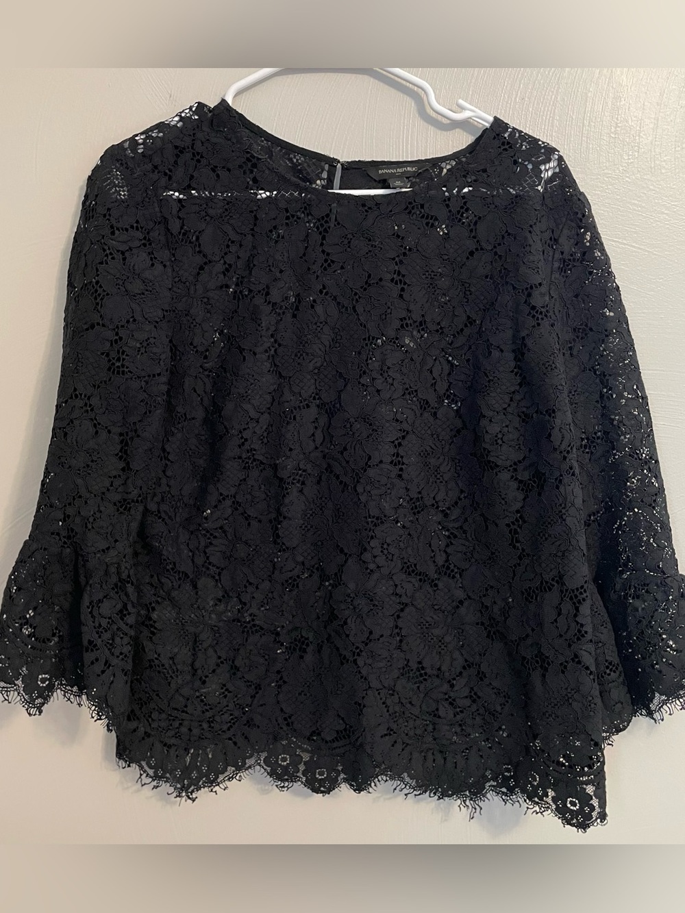 Banana Republic Black Lace Top With Bell Sleeve Size Medium